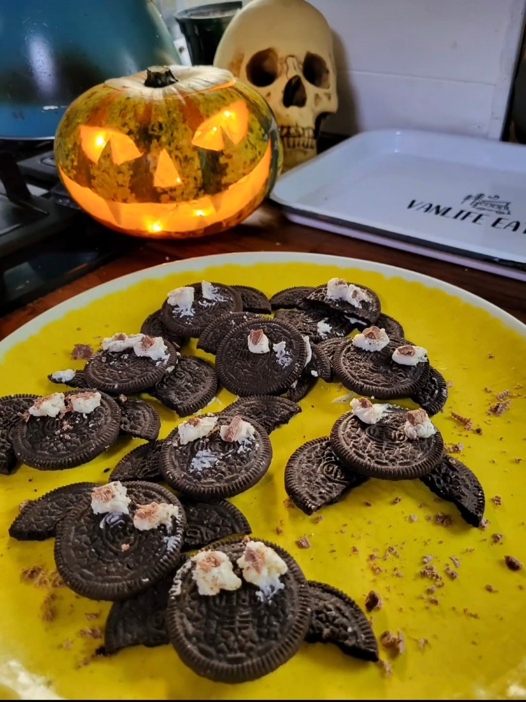 A plate of bat biscuits made from oreo cookies